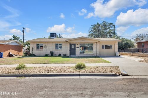 10013 Keystone Dr, El Paso, TX, 79924-3814 | Card Image