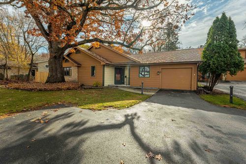 apt-g-4707 Burma Rd, McFarland, WI, 53558-8910 | Card Image