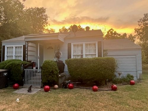 303 Byron St, Fort Worth, TX, 76114-3816 | Card Image