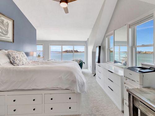 apt-4-180 Cadish Ave, Hull, MA, 02045-1556 | Card Image