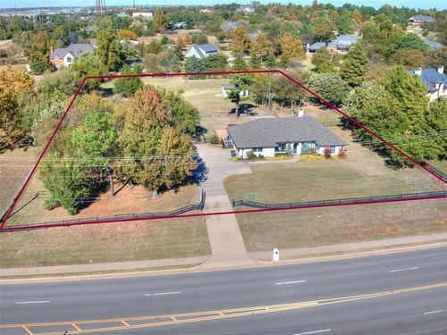 4631 W Tecumseh Road, Norman, OK, 73072 | Card Image