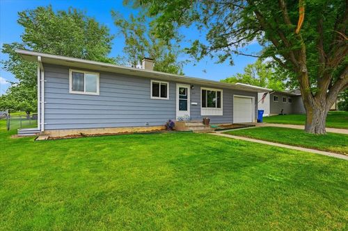 1817 7th Avenue, Belle Fourche, SD, 57717 | Card Image
