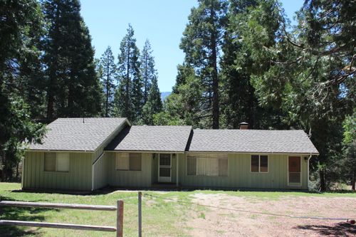 1771 James Dr, Springville, CA, 93265 | Card Image