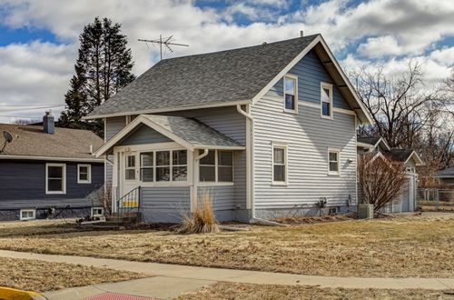 1020 10th St, Ames, IA, 50010-5847 | Card Image