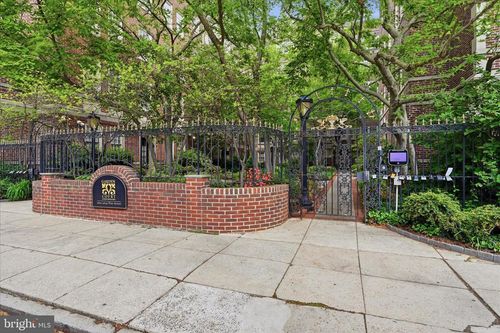 d306-4637 Pine St, PHILADELPHIA, PA, 19143-1854 | Card Image