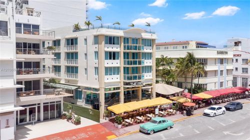 524 Ocean Dr, Miami Beach, FL, 33139-6616 | Card Image