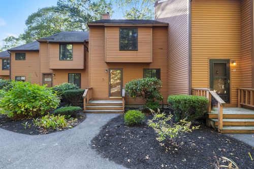 38 Dunvegan Woods, Hampton, NH, 03842-2383 | Card Image