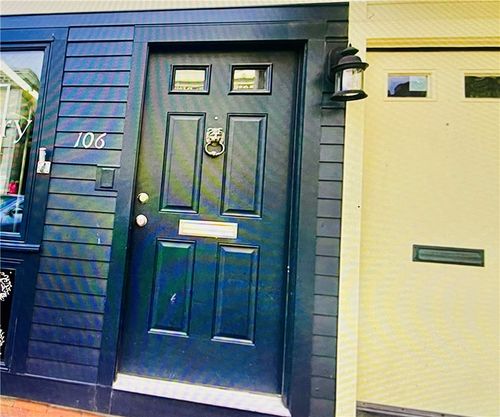 106 Swinburne Row, Newport, RI, 02840-6609 | Card Image