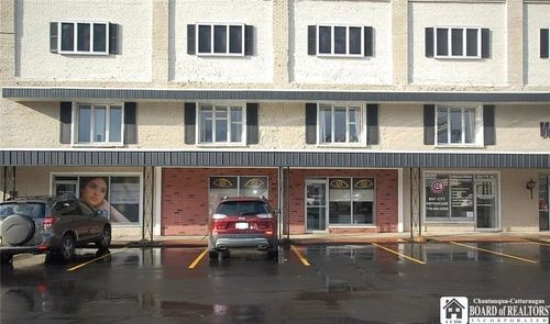 560 W 3rd St, Jamestown, NY, 14701-4776 | Card Image