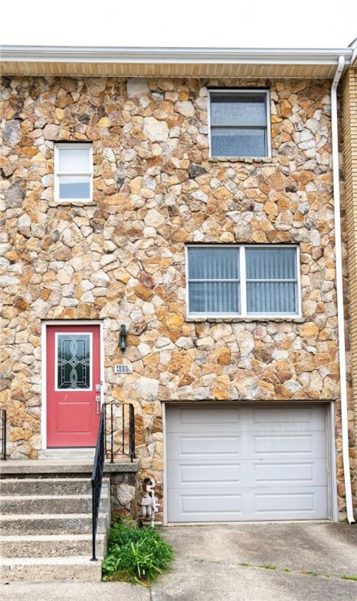 4895 Lucerne Rd, Indiana, PA, 15701-6001 | Card Image