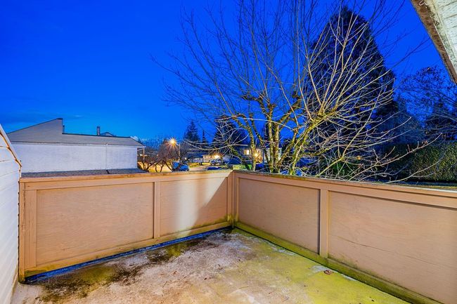 26755 30 A Avenue, Townhouse with 3 bedrooms, 1 bathrooms and 2 parking in Langley BC | Image 17