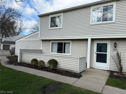 3287 Bay Landing Dr, Westlake, OH, 44145-4435 | Card Image
