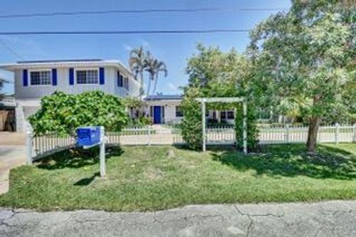 521 Nw 14th St, Delray Beach, FL, 33444-3065 | Card Image