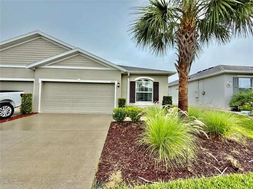 7620 Stonebrook Cir, WESLEY CHAPEL, FL, 33545-2214 | Card Image