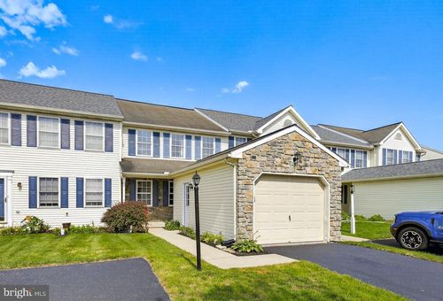 572 Wood Duck Dr, MANHEIM, PA, 17545-8889 | Card Image