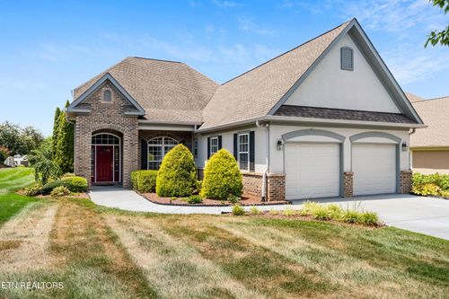 221 Kingbird Dr, Vonore, TN, 37885-5338 | Card Image