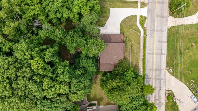 2145 Coldstream Ave Ne, House other with 3 bedrooms, 2 bathrooms and null parking in Cedar Rapids IA | Image 29