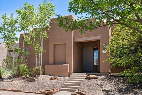 10 Bajada Pl, Santa Fe, NM, 87508-2104 | Card Image