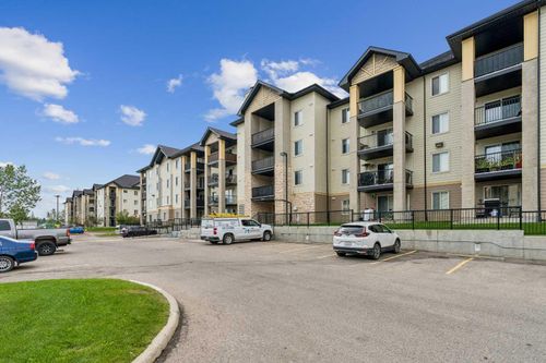 7207-304 Mackenzie Way Sw, Airdrie, AB, T4B3H7 | Card Image