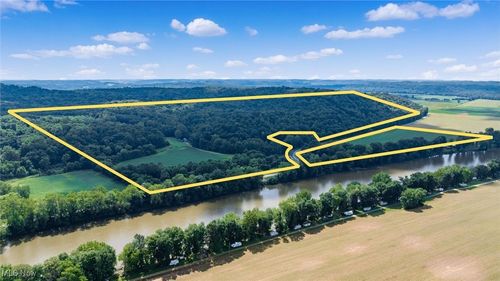 10200 N River Rd, Dresden, OH, 43821-9432 | Card Image