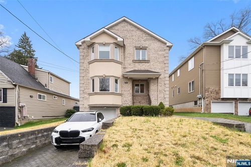 fl-1st-114 Grove Ave, Maywood, NJ, 07607-2012 | Card Image