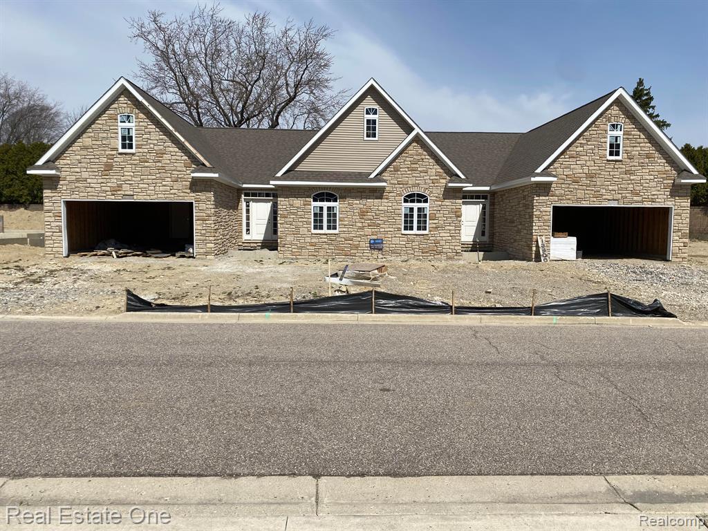 Worthington Ct, Grand Blanc, MI 48439