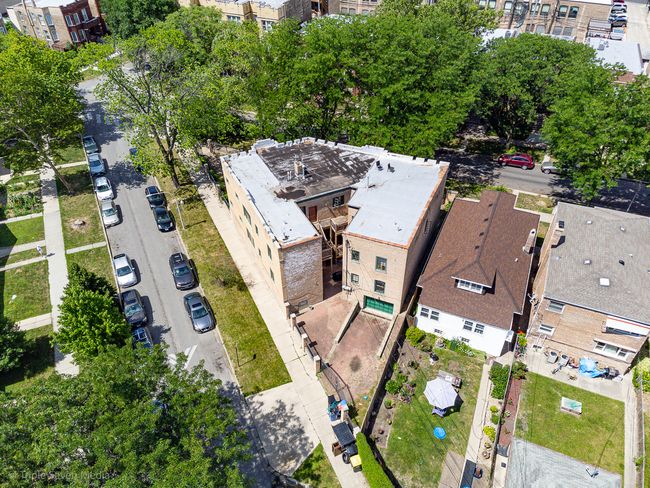 3107 N Harding Ave, Home with 12 bedrooms, 7 bathrooms and 4 parking in Chicago IL | Image 12