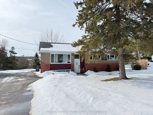 1429 Avondale Cres, Kingston, ON, K7P2V2 | Card Image