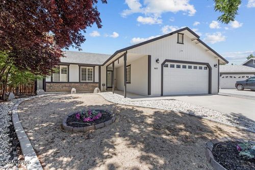 957 Ruddy Ct, Sparks, NV, 89441-7805 | Card Image
