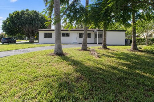 1201 Ne 26th Ter, Pompano Beach, FL, 33062-3803 | Card Image