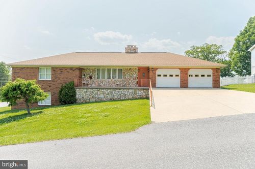 501 Davis St, ELKTON, VA, 22827-1315 | Card Image
