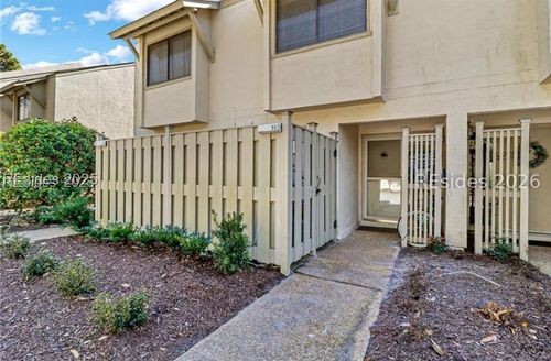 15-17 Lagoon Rd, Hilton Head Island, SC, 29928-6471 | Card Image