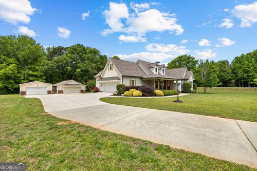 466 Bob Smith Rd, Sharpsburg, GA, 30277-3143 | Card Image