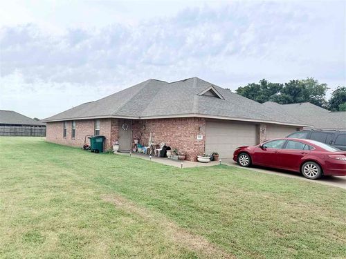 706 &amp; 708 Ne 4th Street, Perkins, OK, 74059 | Card Image