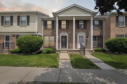 17040 Rudgate St, Southgate, MI, 48195-3349 | Card Image