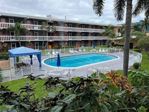 apt-22b-181 Ne 14th Ave, Hallandale Beach, FL, 33009-7403 | Card Image