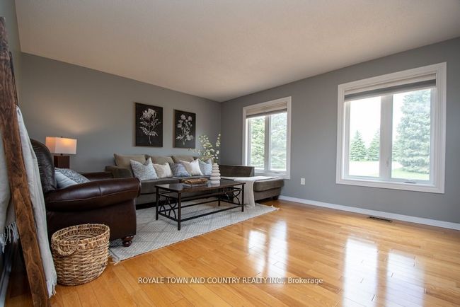 116 Cresswell Rd, House other with 3 bedrooms, 2 bathrooms and 5 parking in Manilla ON | Image 8