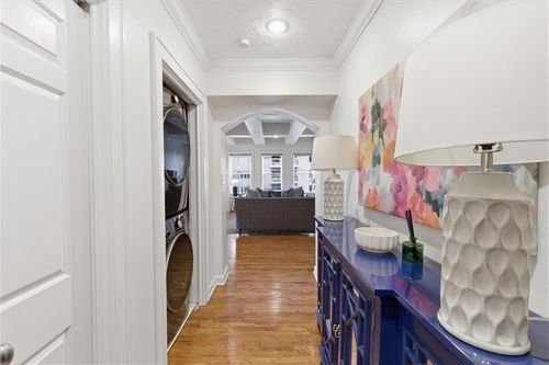 apt-603b-229 Ward Pkwy, Kansas City, MO, 64112-2248 | Card Image