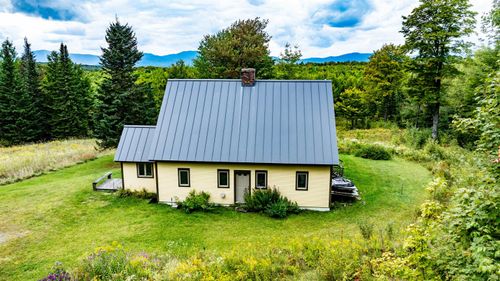 1982 Robtoy Rd, Lowell, VT, 05847-9572 | Card Image