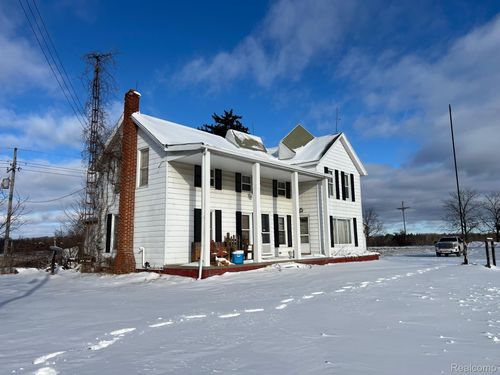 4896 Stanley Rd, Columbiaville, MI, 48421-8904 | Card Image