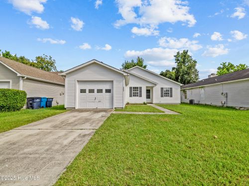 3002 E Windgate Ct, Jacksonville, NC, 28546-6934 | Card Image