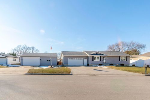 730 Progress Ave, Waterloo, IA, 50701-3109 | Card Image