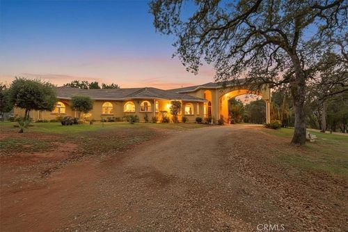 7070 Cross Star Trl, Marysville, CA, 95901-9527 | Card Image