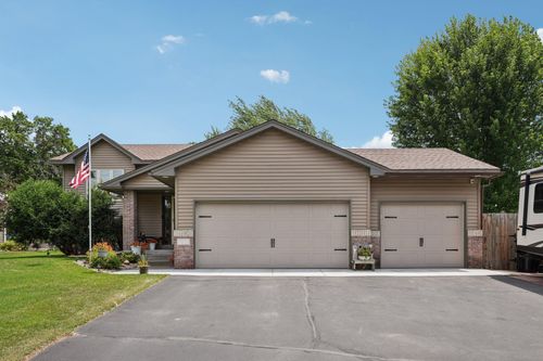 12313 Ilex St Nw, Coon Rapids, MN, 55448-2661 | Card Image