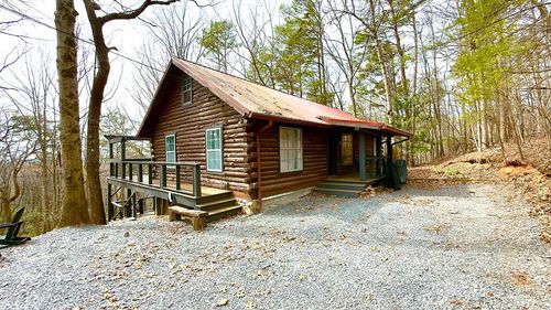 325 Pettit Ridge Rd, ELLIJAY, GA, 30536-3989 | Card Image