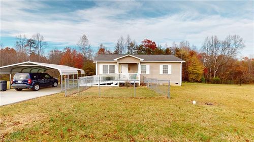 445 Ridge Rd, Dobson, NC, 27017-9032 | Card Image