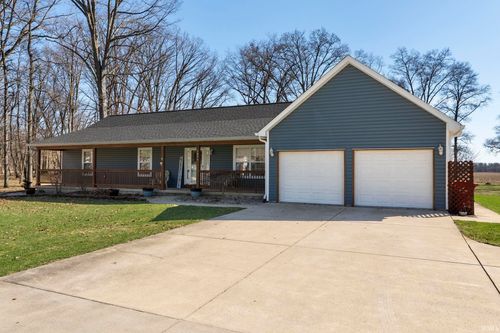 3896 E Hiawatha Dr, Monticello, IN, 47960-7723 | Card Image