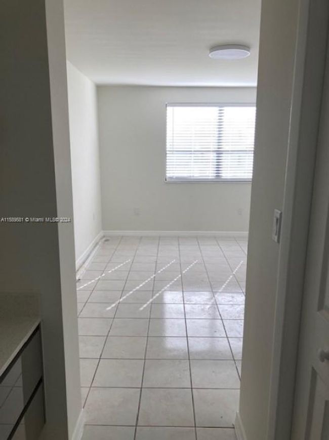 205 - 1101 Sw 122nd Ave, Condo with 2 bedrooms, 2 bathrooms and null parking in Miami FL | Image 12