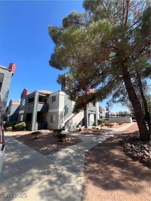 2123-8600 W Charleston Blvd, Las Vegas, NV, 89117-5407 | Card Image