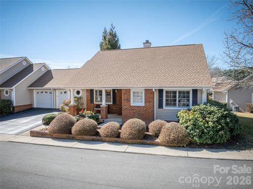 1107 Citation Cir, Hendersonville, NC, 28739-5528 | Card Image